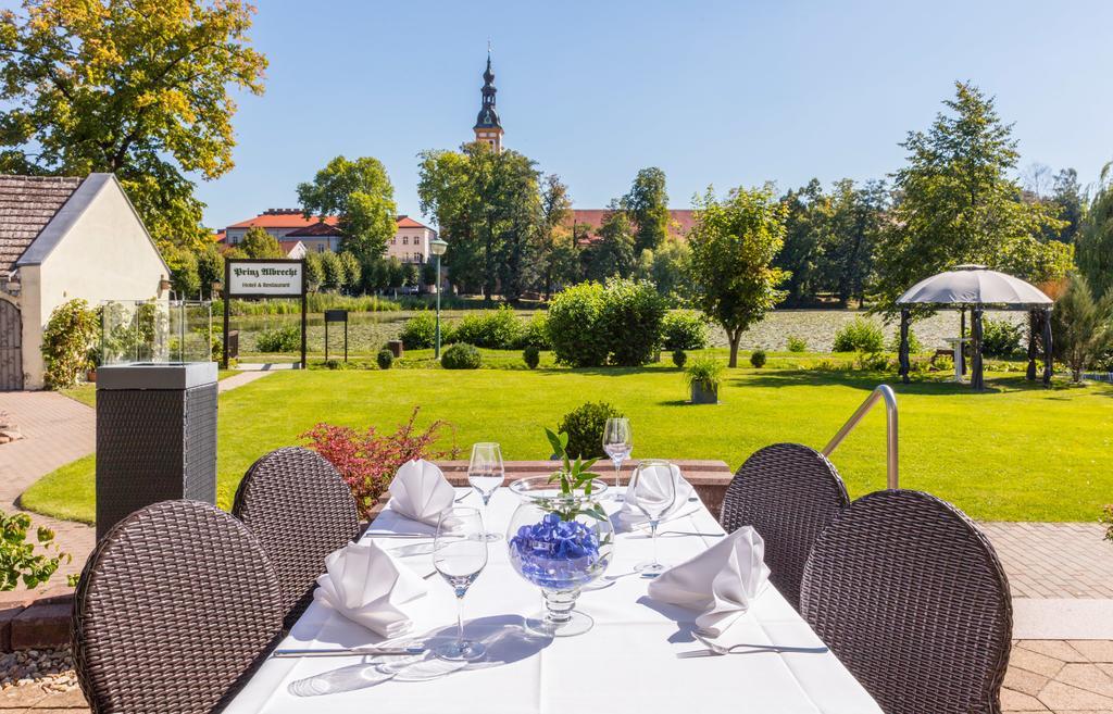 Hotel Prinz Albrecht Нойцелле Экстерьер фото